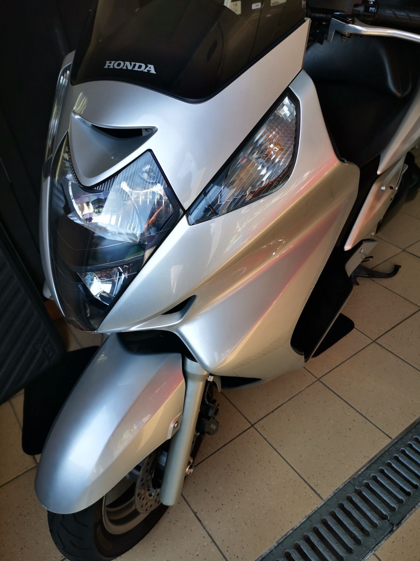 Honda Silverwing 600 absolutamente impecável
