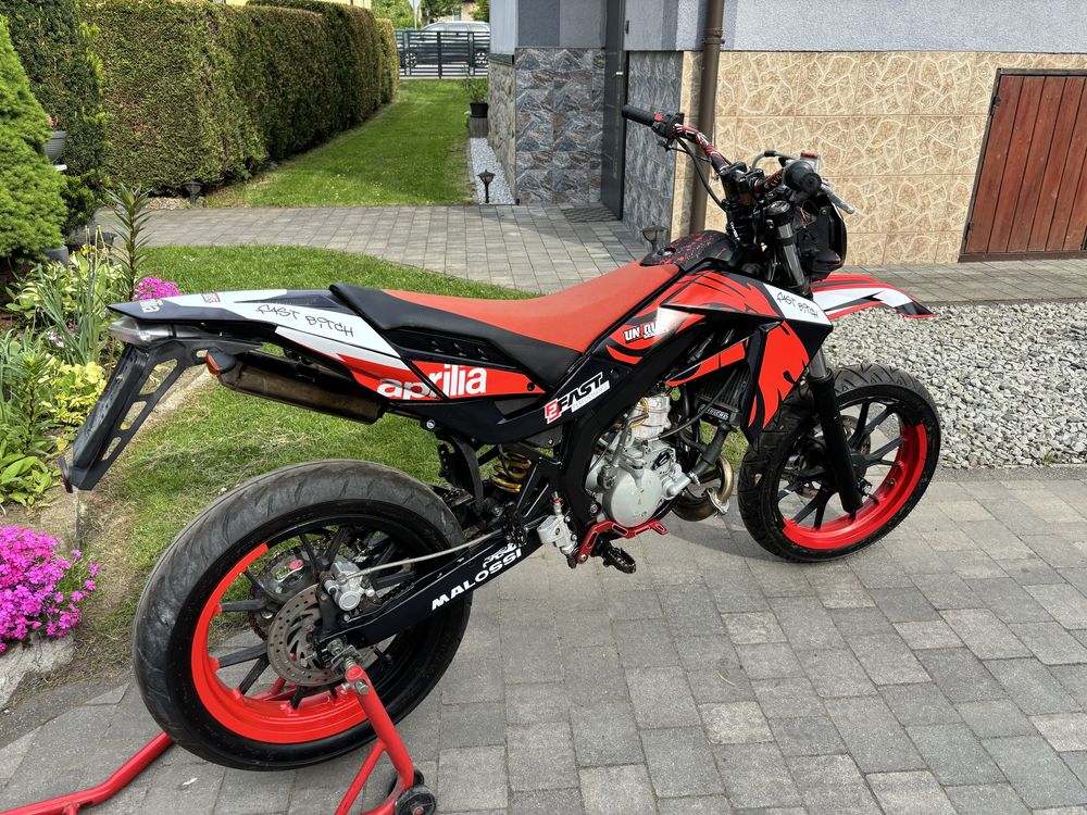 Aprilia sx supermoto 2015 airsal 9tys km derbi senda rieju  yamaha dt