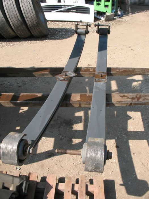 20771559 Resor przód dwu piórowy Volvo FH13 650zł