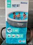 Vendo piscina nova BestWay