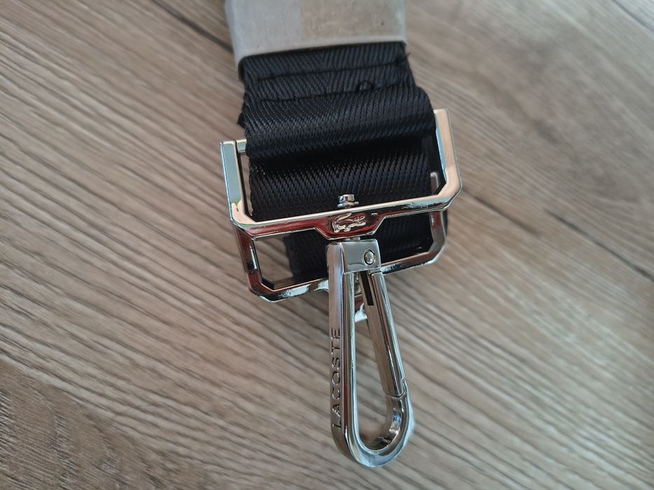 Продам сумку Lacoste