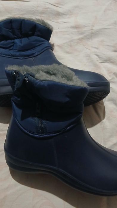 Сапожки для двору , галоші