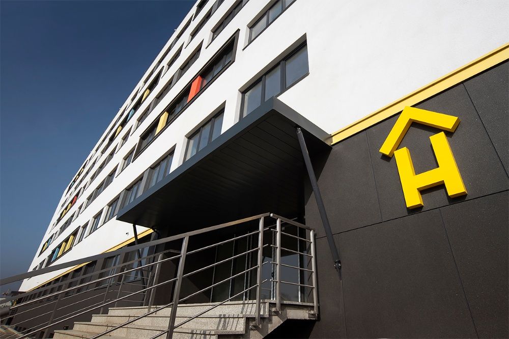 Hostel pracowniczy, tanie noclegi pracownicze, pokoje w Poznaniu