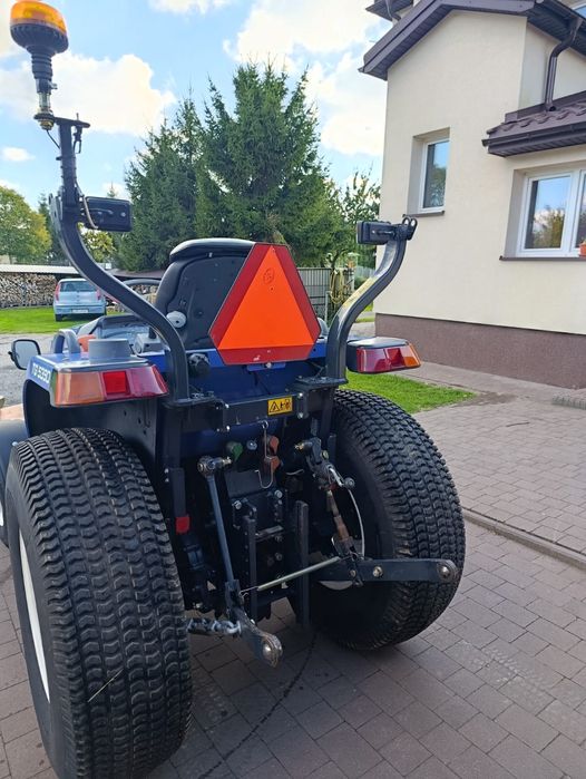 Traktorek kosiarka traktor sadowniczy komunalny ogrodowy
