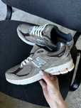 Продам кросівки Нью Беленс New Balance 2002R нові 41,42,43