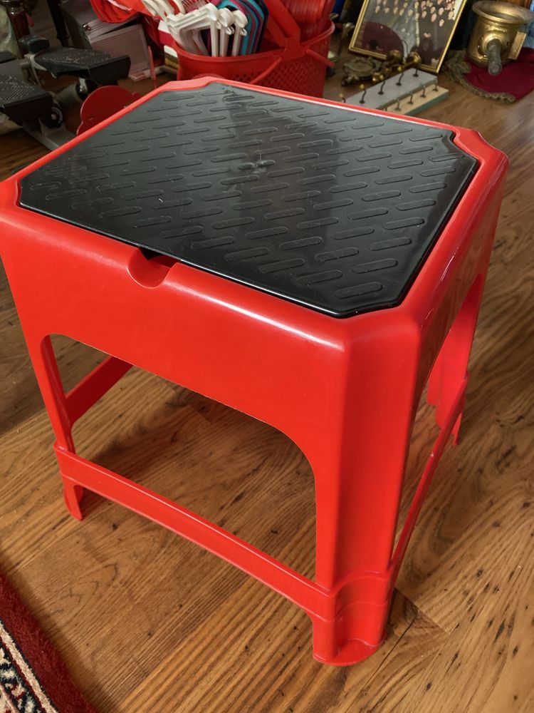 Taboret łazienkowy dla seniora