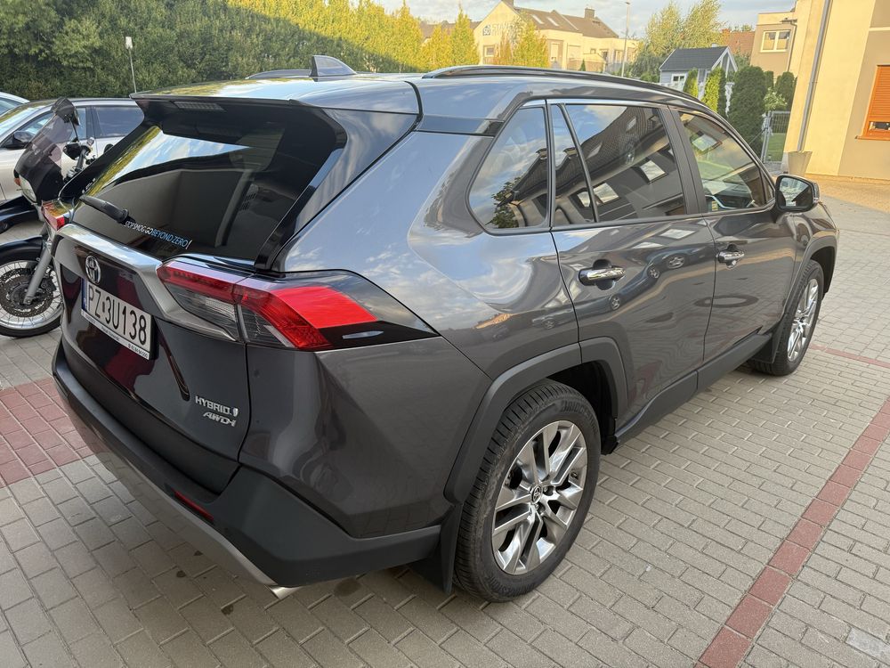 Toyota Rav4 Executive Hybrid AWD-i 4x4 Salon PL