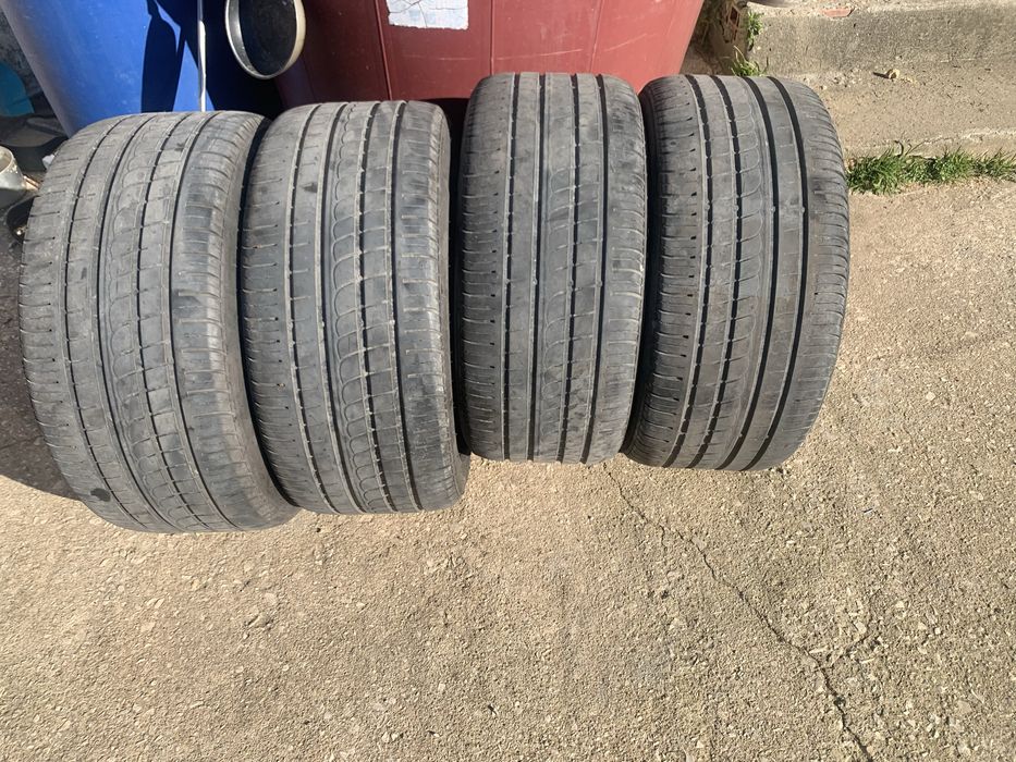 Pneus 275/40 R19
