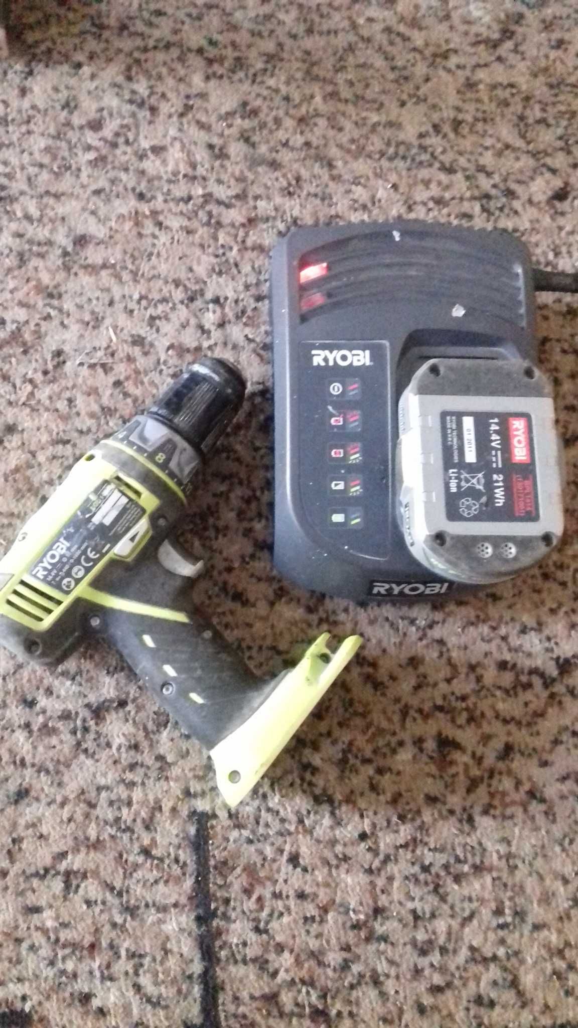 Шуруповерт  Ryobi