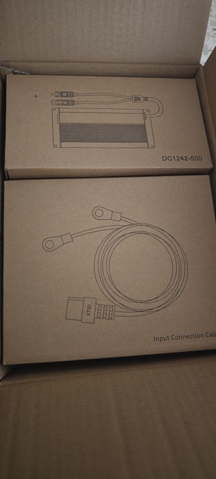 Pecron Smart car charger produt  modelo dc1242