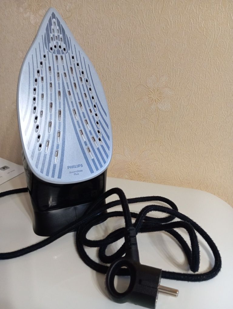 Утюг PHILIPS DST5040/80