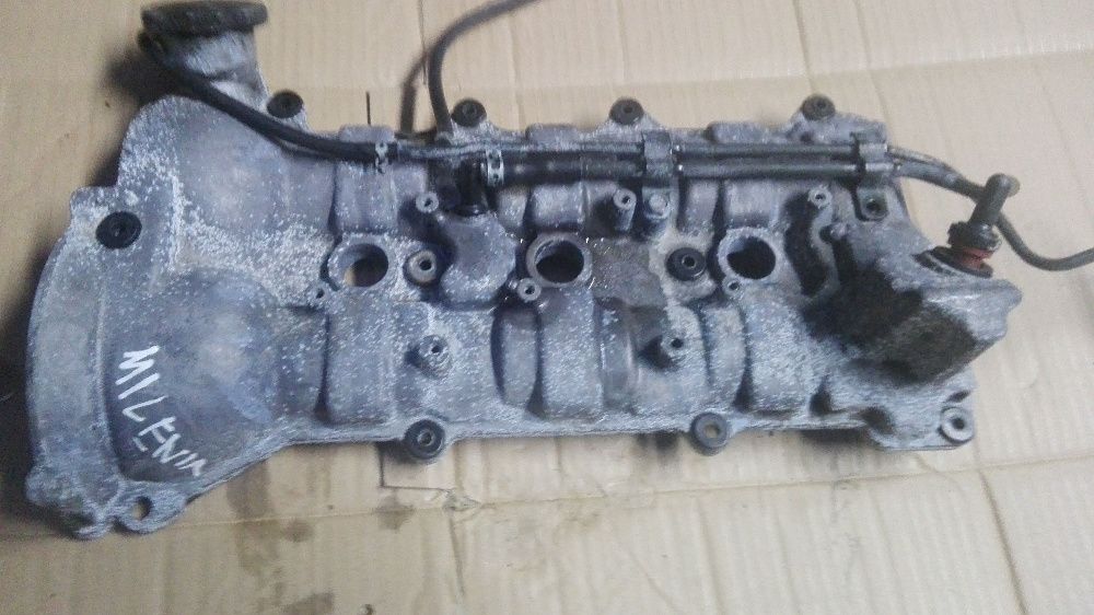 Pokrywa Zaworów Mazda Xedos 9 2,3 Millenia