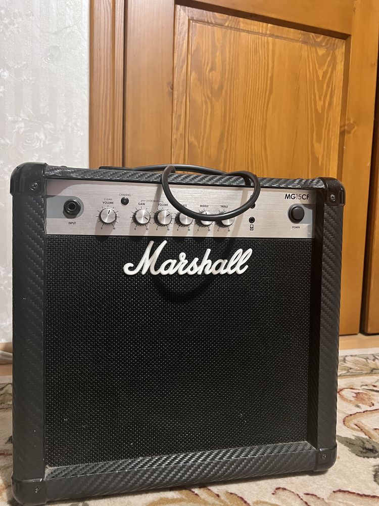 Marshall MG15CF wzmacniacz