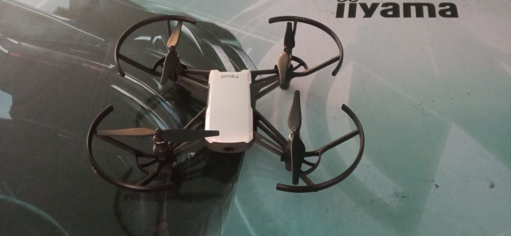 Dron Dji Tello + śmigła