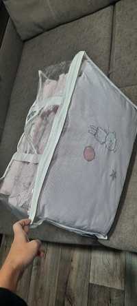 Бортик и одеяло в детскую кроватку,в комплекте с  подушкой