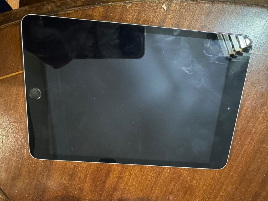 ipad para peças por não conseguir desbloquear