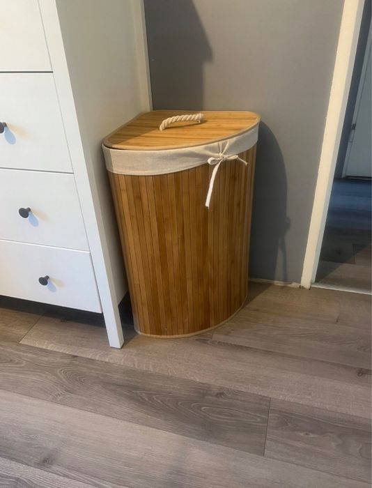 Kosz na pranie narożny bambusowy z pokrywą 60 l nowy