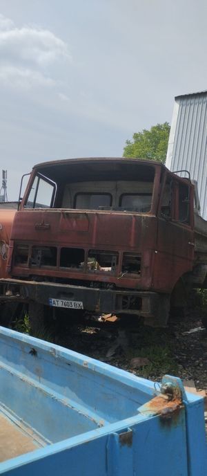 МАЗ 5551 самоскид  задній міст