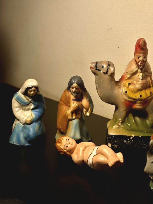 6  figuras presépio antigo