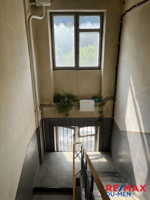 Затишна квартира в місті Рахів.