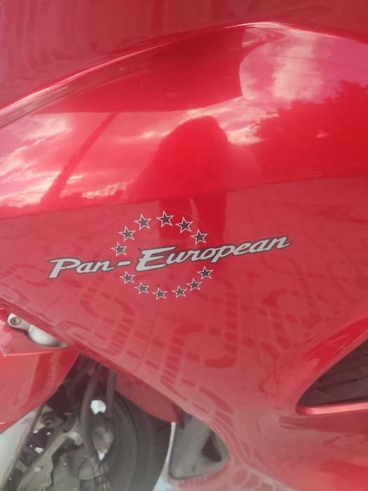 Moto Honda Pan-European