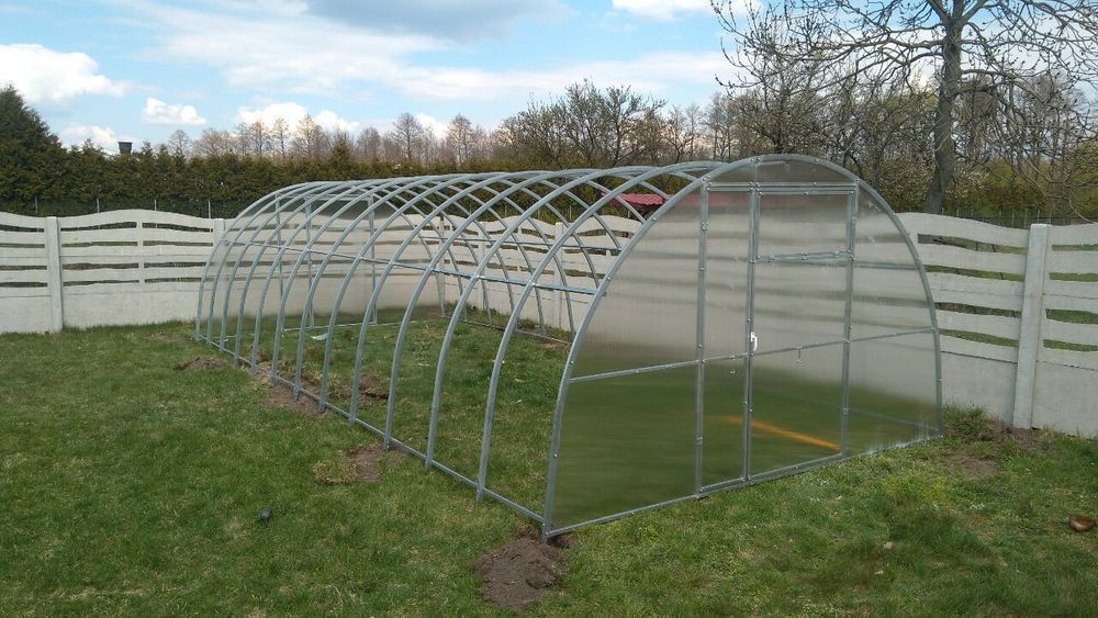 Szklarnia z poliwęglanu Tunel 3,5x2-12m profile 20x40 POLIWĘGLAN 4-8mm