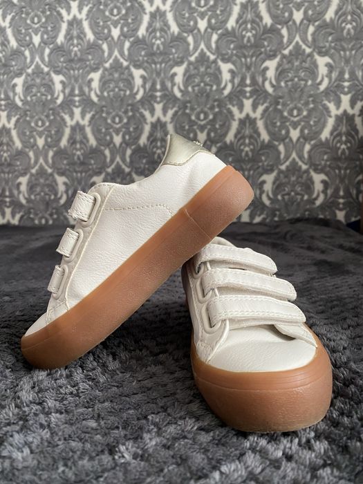 Продам кросівки/ кеди Next