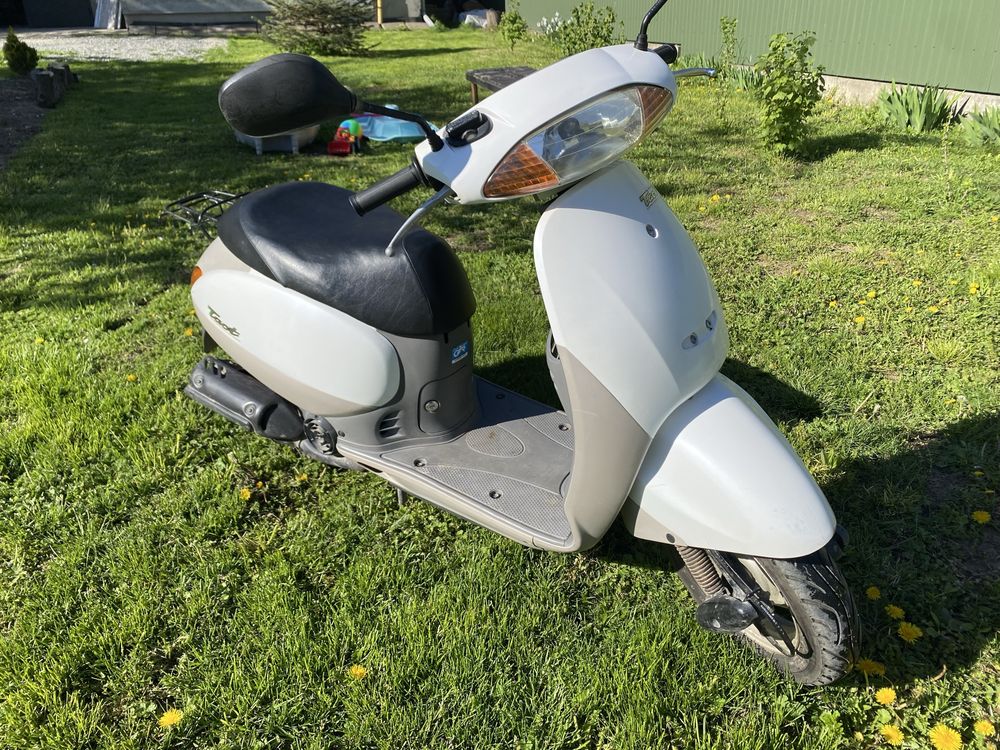 Скутер honda tact
