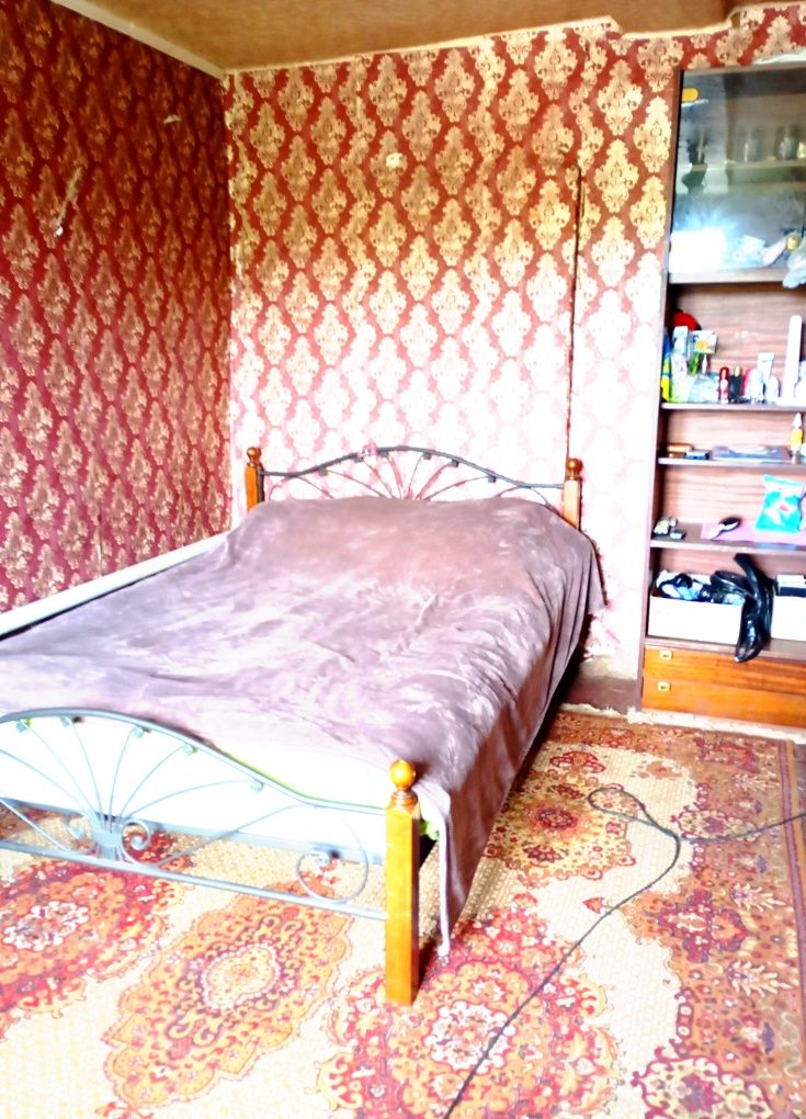 Продам будинок в районі центра Дергачі