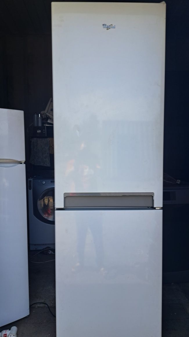 Sprzedam lodówkę firmy Whirlpool no frost