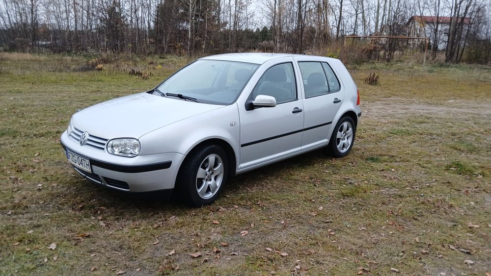 Sprzedam Wolkswagena Golfa IV