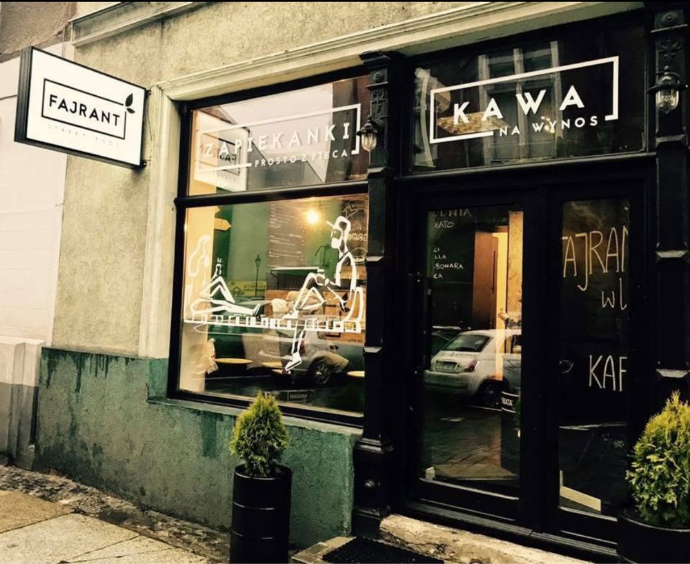 Odstąpie dwa lokale  FAJRANT - tradycyjne zapiekanki