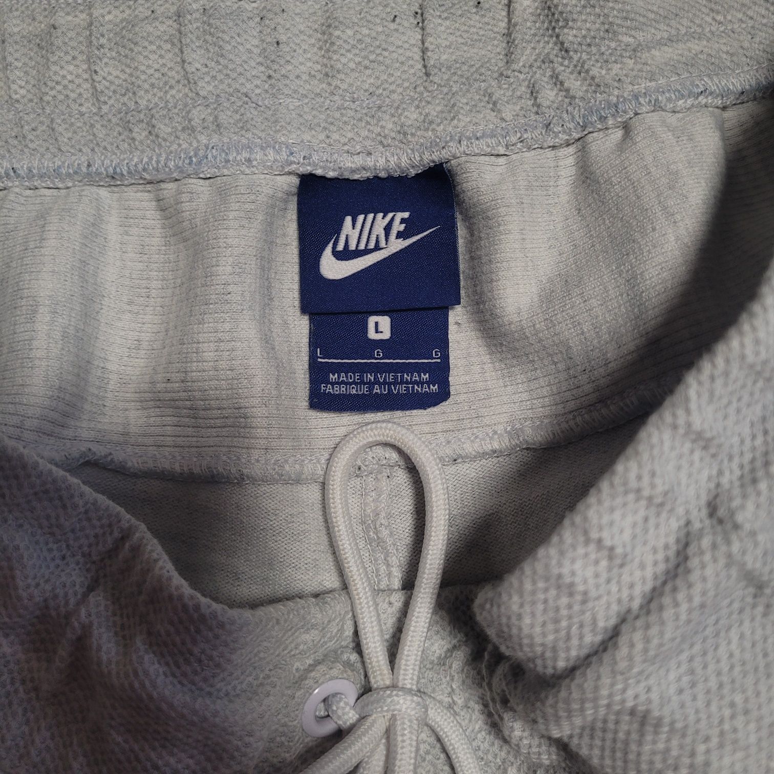 Шорти Nike original розміру L