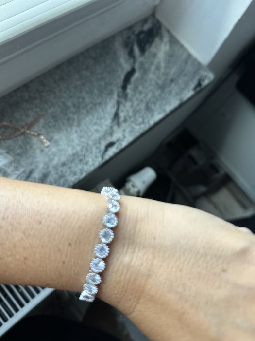 Srebrna bransoletka jak swarovski przepieknie sie mieni nowa