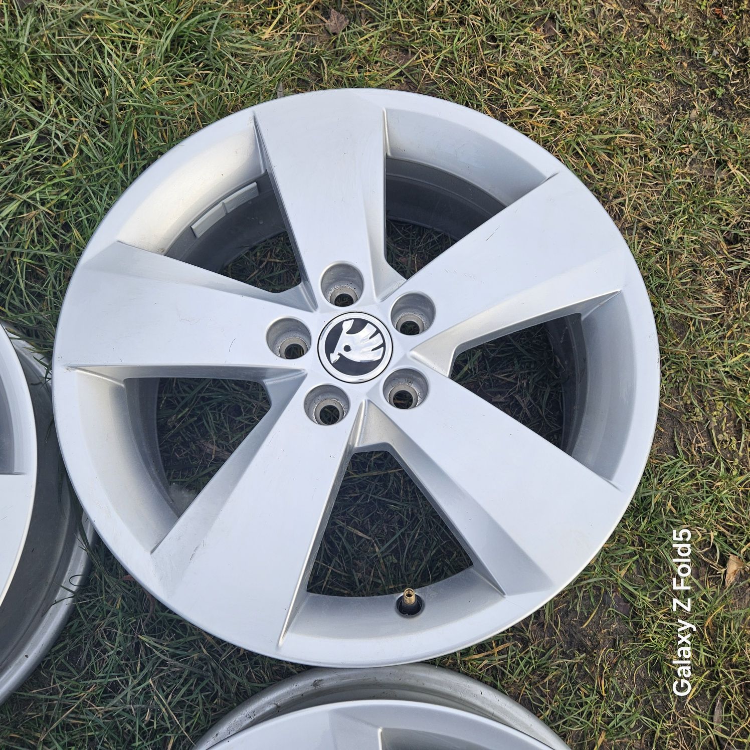 Alufelgi 16 Skoda Fabia IV Scala Kamiq VW Polo Seat Ibiza 5x100 ET35