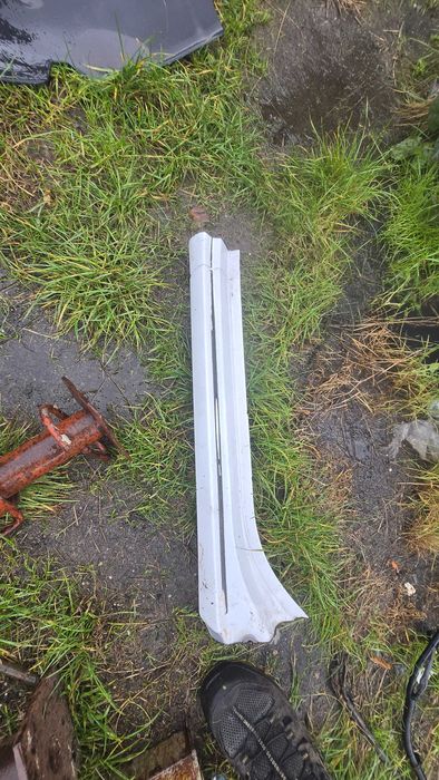 Renault master 3 master IV,  słupek przy szybie praway lewy