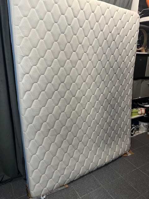 Materac piankowy 160x200 GOLD F85 WELLPUR JSK STAN IDEAŁ