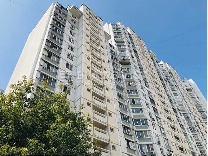 3-к квартира, ремонт, Драгоманова, 8а