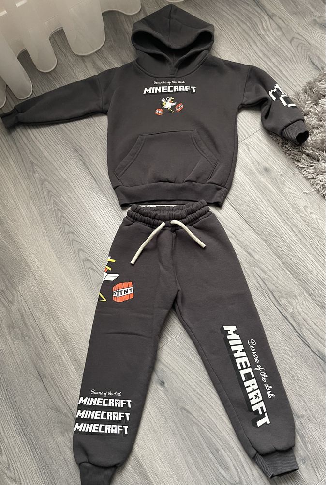 Дитячий утеплений костюм, ZARA, розмір на 3-4 роки (98-104 см).