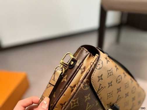 Torebka damska elegancka Louis Vuitton 522-01