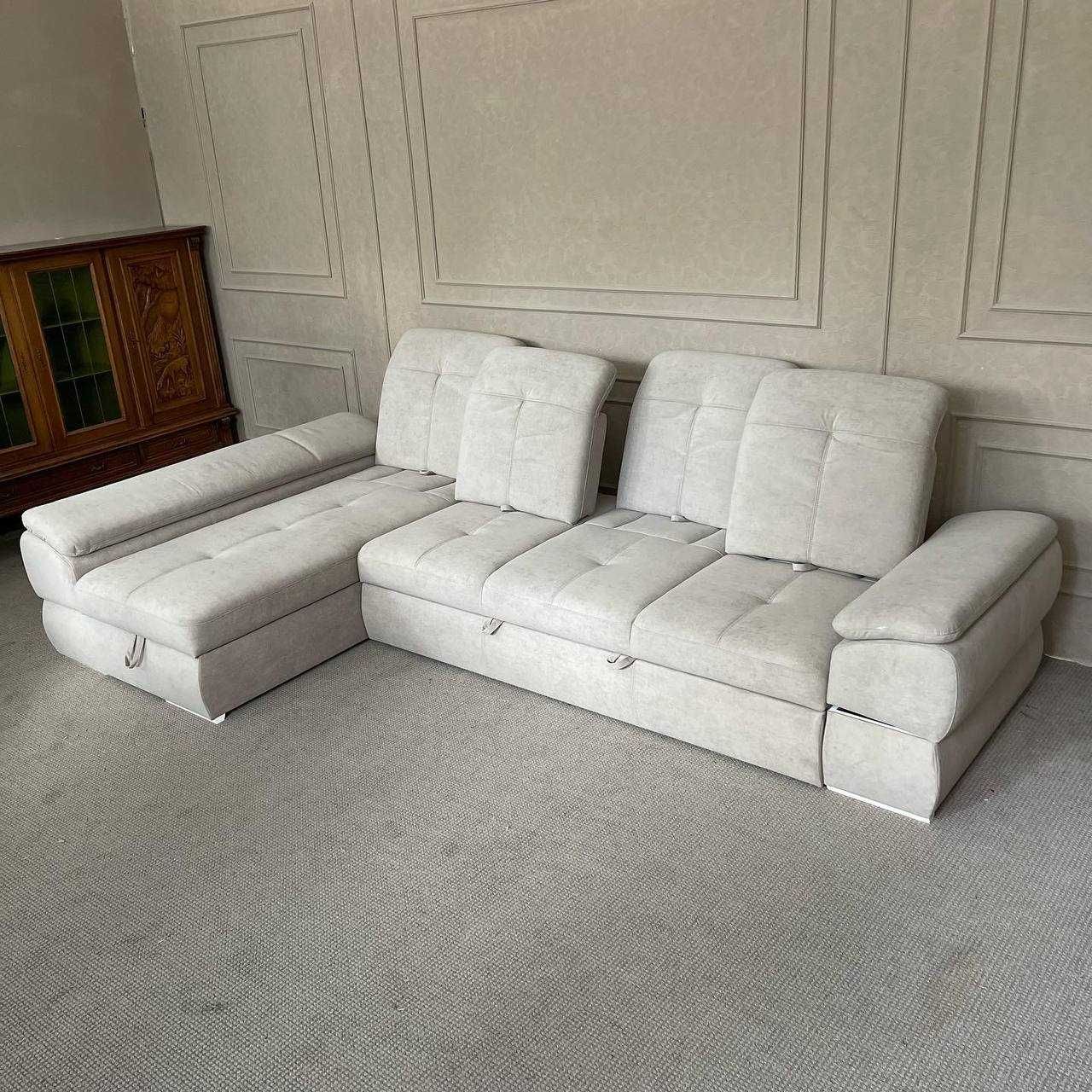 М'який новий розкладний диван