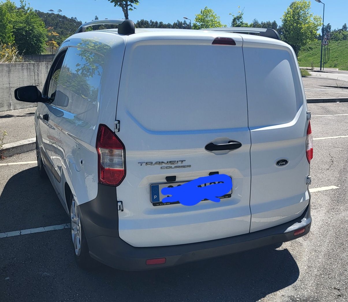 Ford Transit courier