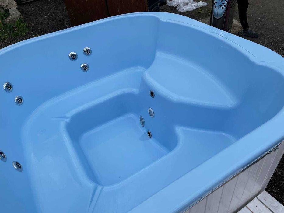 Карпатський чан. Купіль з пічкою на дрова. Вуличне джакузі.