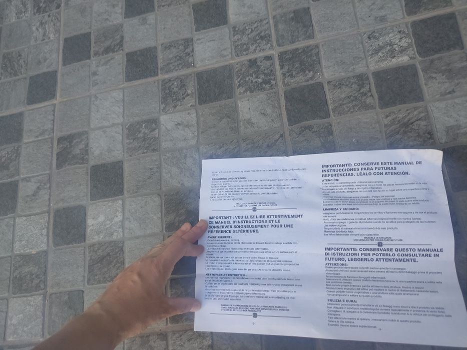 Vendo duas estruturas de espreguicadeiras em alumínio e aço