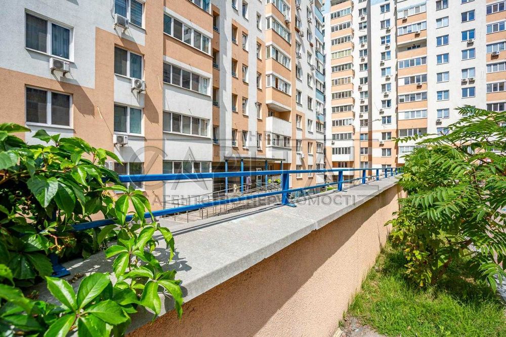 Продажа 2к квартира 64м2 по вул.Данченка 32 біля Ретровіль Виноградар