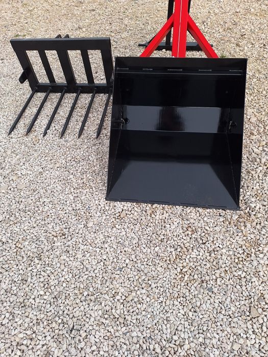 Łycha na tył ciągnika i minitraktorka Ładowacz na tylni TUZ Tur na tył