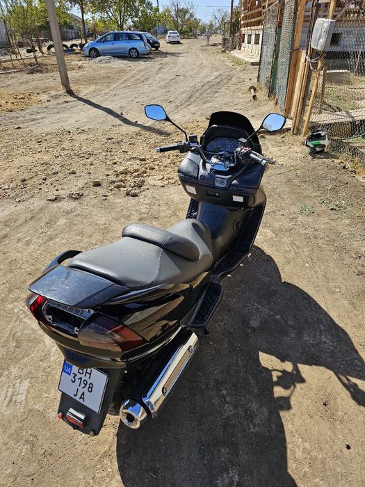 Скутер Suzuki skywave 400