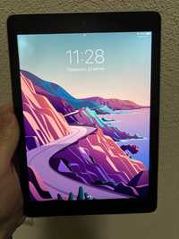 Ipad 5-е покоління 32гб(чистий айклауд)