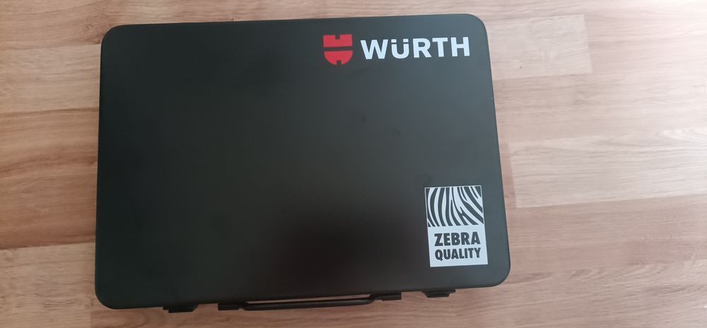 Wurth  Zebra zestaw kluczy nasadowych 1/2" + 1/4" 59 elementów.