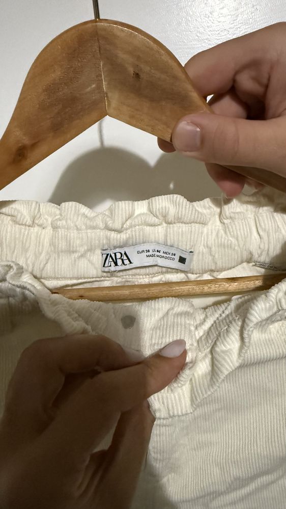 Calcas beje de bombazine ZARA